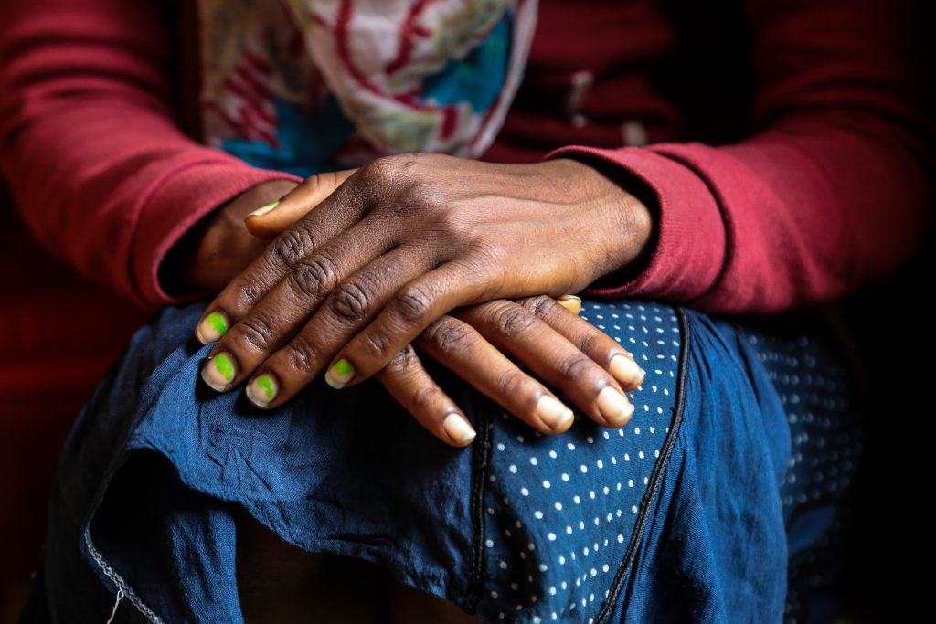 hands of an Ethiopian emigrant