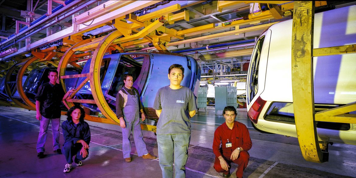 workers on fiat assembly line
