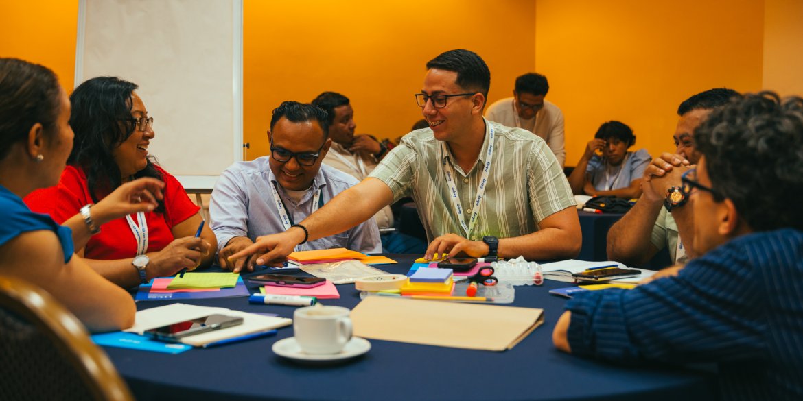 Participants during an in-person session of the Innovative Methodologies course (Edition 5), El Salvador 