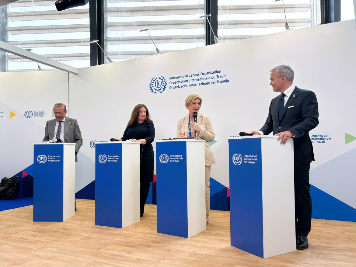 Italian Ambassador Vicnenzo Grassi, ILO Deputy Director-General Celeste Drake, Italian Minister of Labour Marina Calderone and ITCILO Director Christophe Perrin.