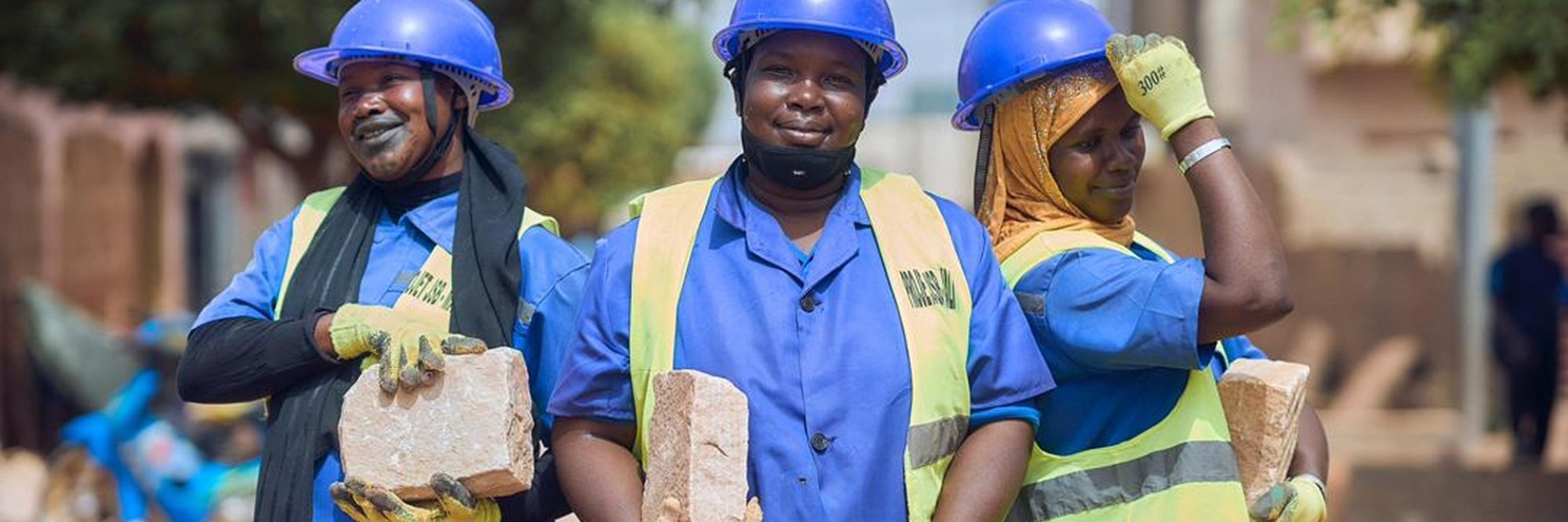 CREATING JOBS THROUGH PUBLIC INVESTMENT: LESSONS FROM PRACTICE AND POLICY