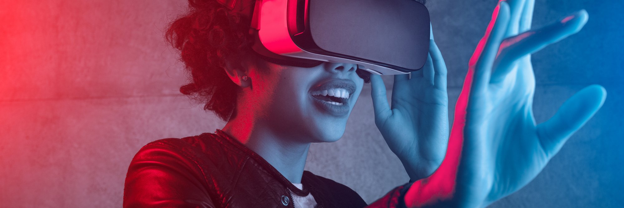 Entrepreneurship games through Virtual Reality (VR): Training of Trainers