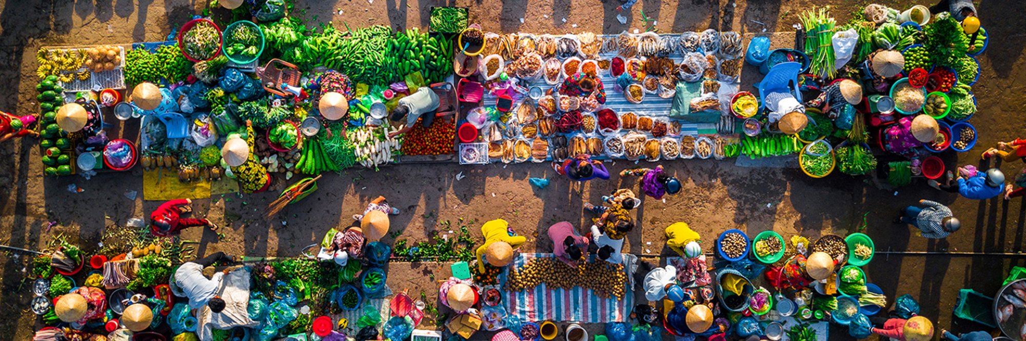 Innovative approaches to transition from informal to formal economy