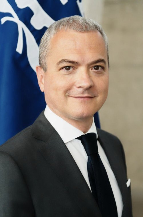 Mr Christophe Perrin