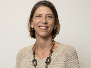 Paola Babos