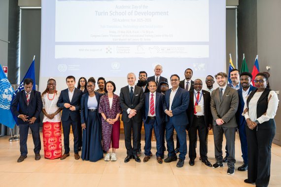 Director of ITCILO and students of the masters. 