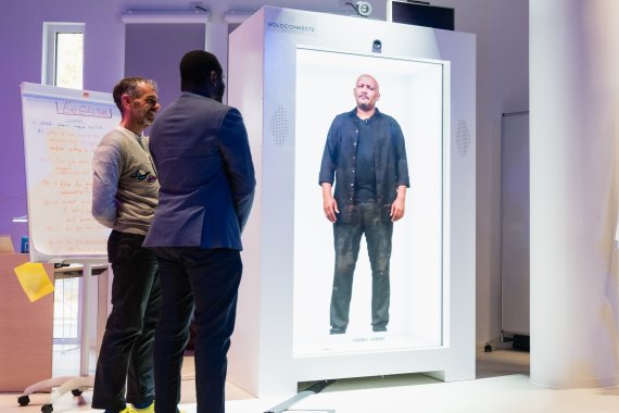 AI Avatars in Learning and Training: From Experimentation to Practice