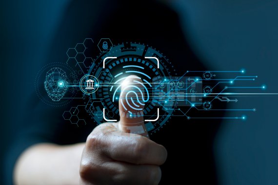 Digital Transformation: Communication, Data Management & AI 