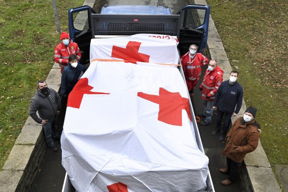 Red cross volunteers